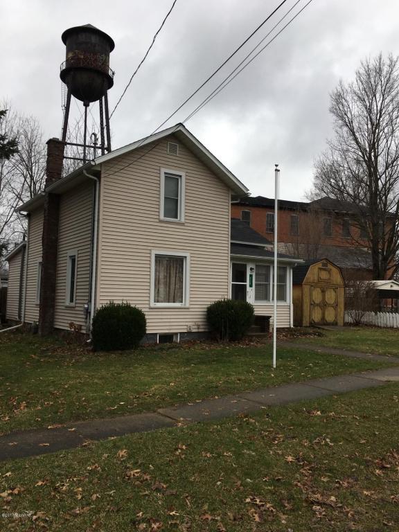 428 Maple St, Colon, MI 49040 photo 1