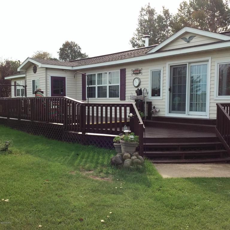 7608 W Jackson, Hesperia, MI 49421 photo 1