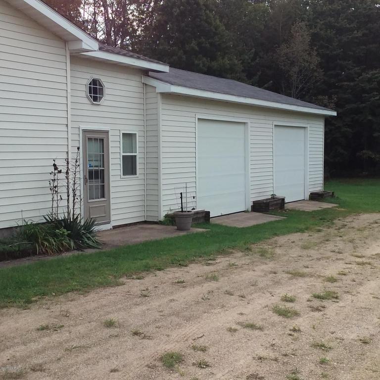 7608 W Jackson, Hesperia, MI 49421 photo 3