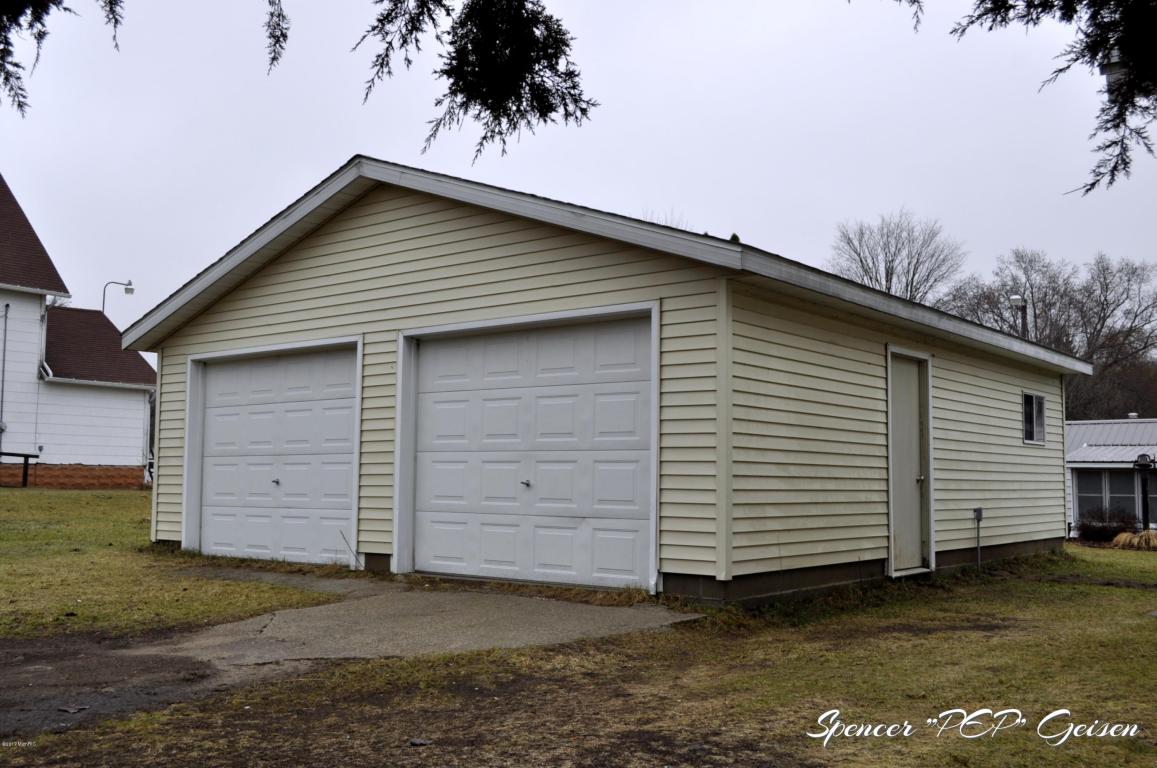 502 Vincent St, Belding, MI 48809 photo 15