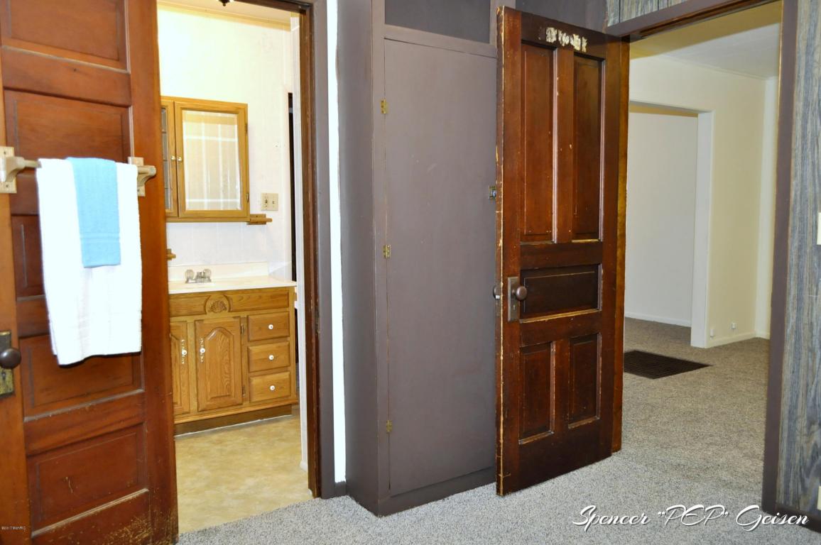 502 Vincent St, Belding, MI 48809 photo 11