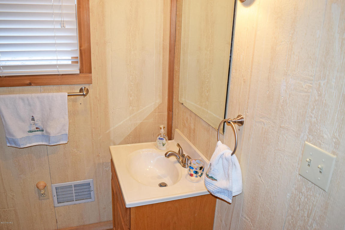 11169 S Jacquelyn Dr, Baldwin, MI 49304 photo 26