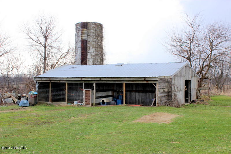5571 Squires Rd, Allen, MI 49227 photo 30