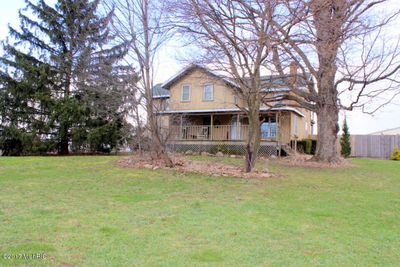 5571 Squires Rd, Allen, MI 49227 photo 2