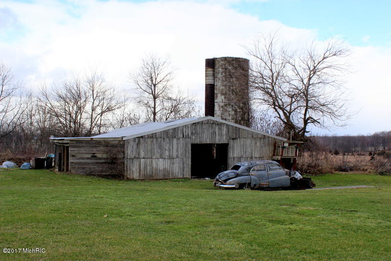 5571 Squires Rd, Allen, MI 49227 photo 40