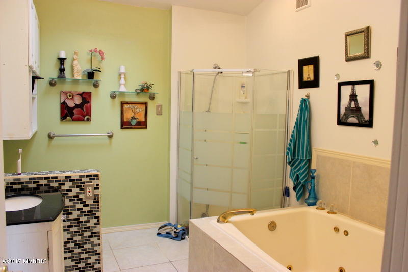 5571 Squires Rd, Allen, MI 49227 photo 14