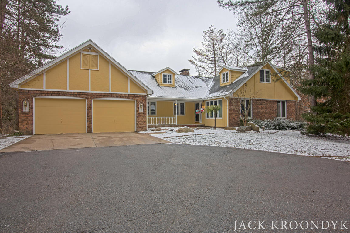 8111 Bailey Dr NE, Ada, MI 49301 photo 1