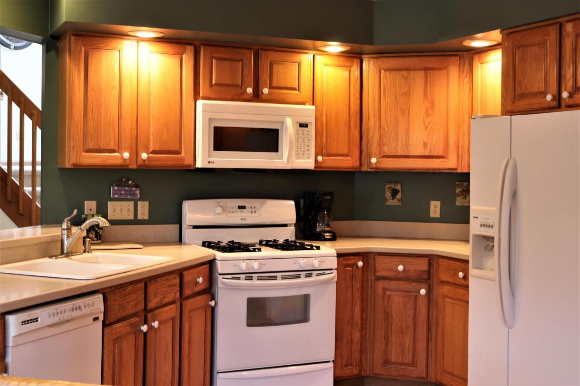 22272 Loupee Dr, Cassopolis, MI 49031 photo 3