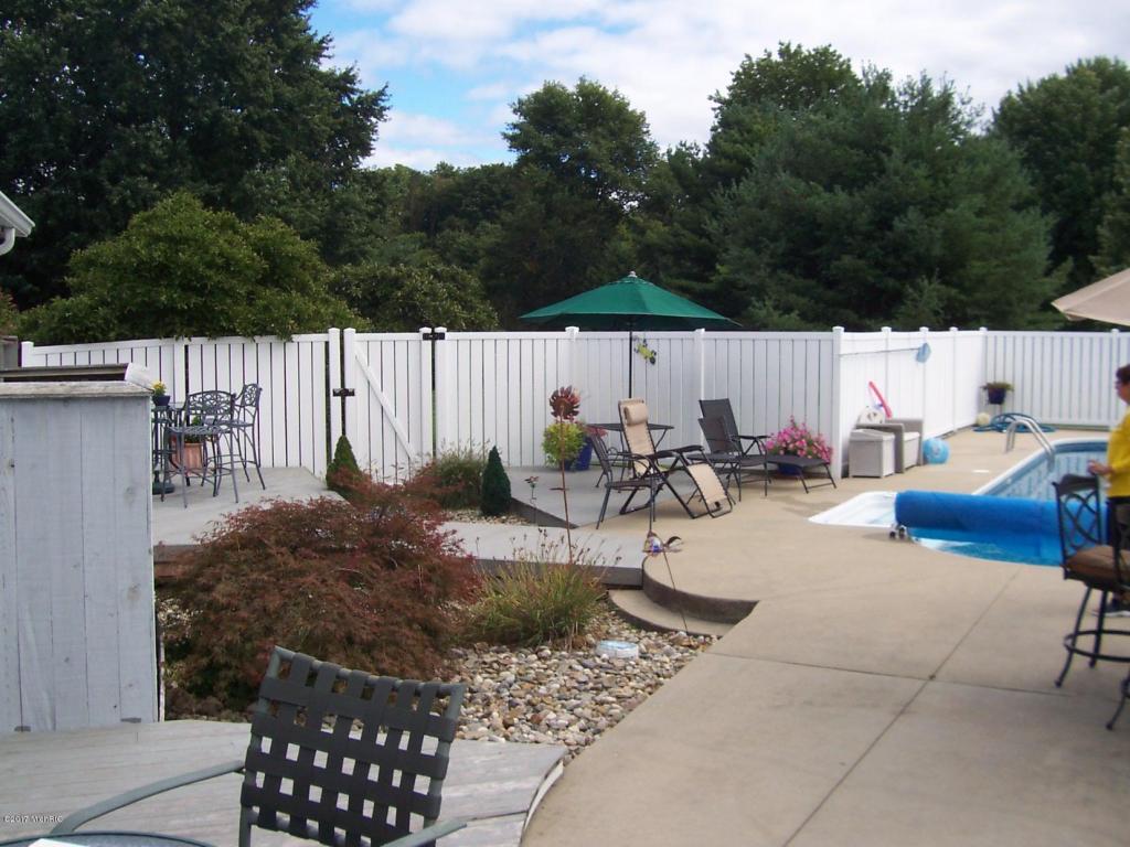 22272 Loupee Dr, Cassopolis, MI 49031 photo 11