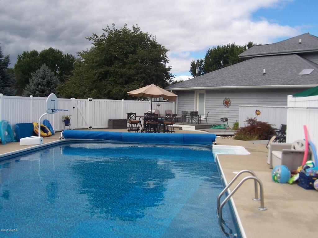 22272 Loupee Dr, Cassopolis, MI 49031 photo 12