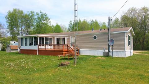 6293 20th Ave, Sears, MI 49679 photo 3