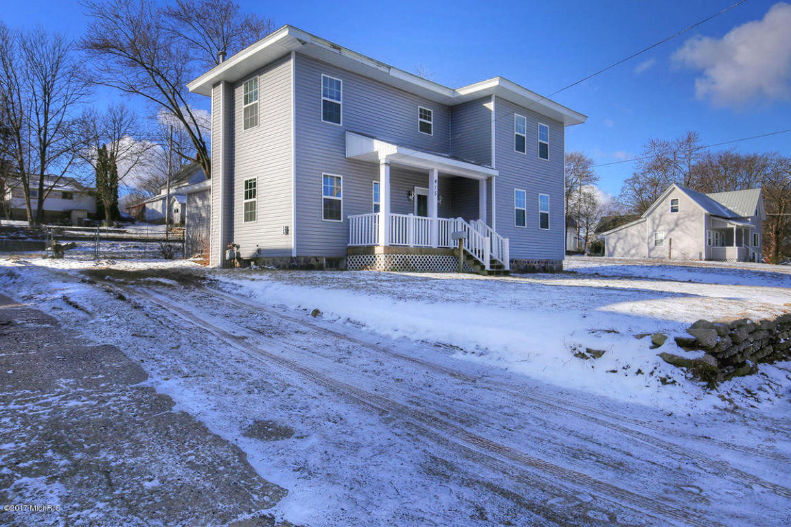 415 E Division St, Belding, MI 48809 photo 2