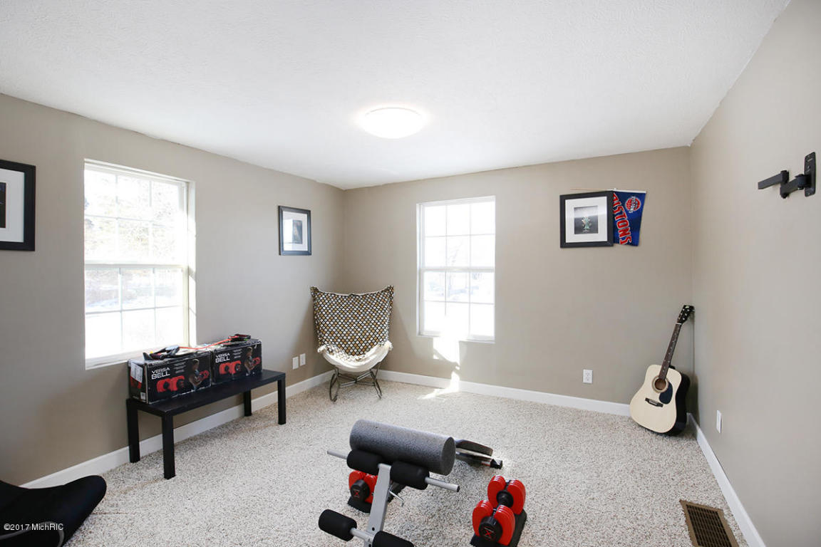415 E Division St, Belding, MI 48809 photo 19