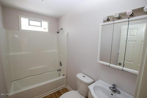 1288 River St, Three Rivers, MI 49093 photo 9