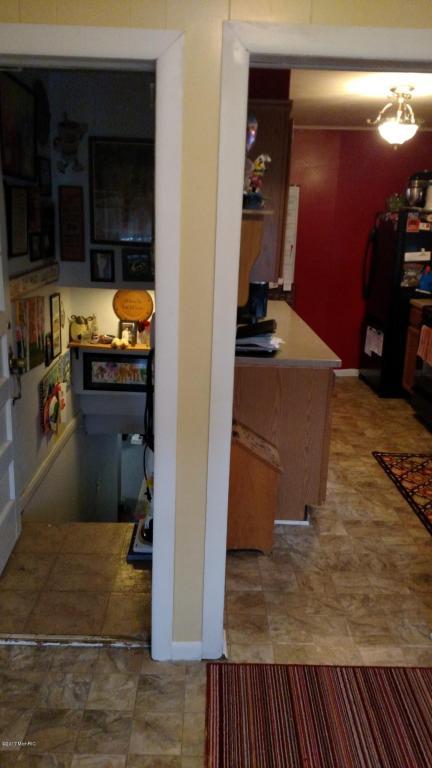 206 N First St, Edmore, MI 48829 photo 22