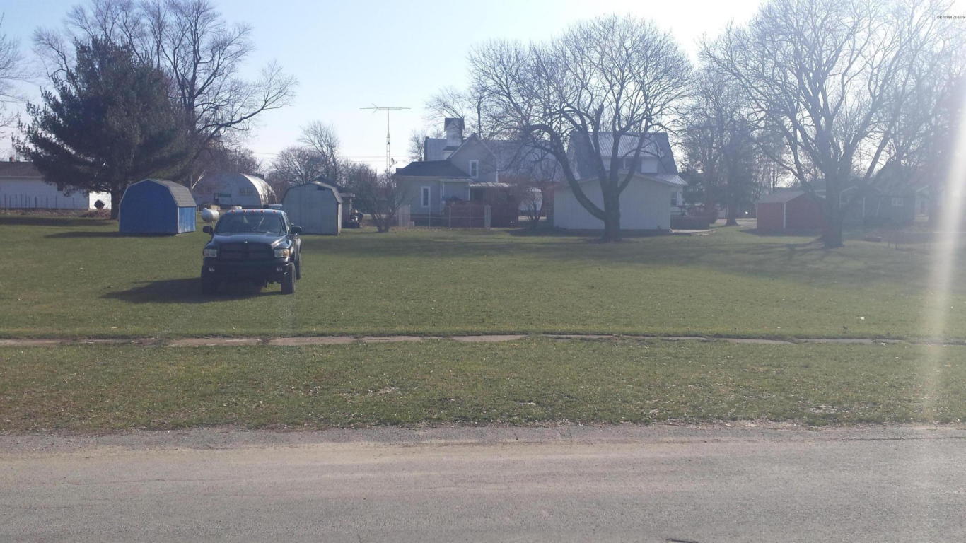 106 Emerson St, Waldron, MI 49288 photo 5