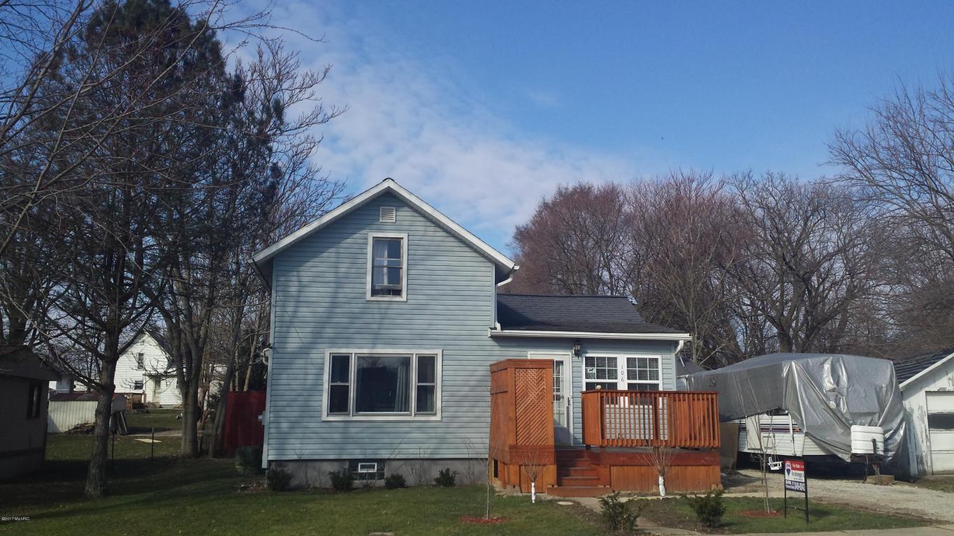 106 Emerson St, Waldron, MI 49288 photo 2