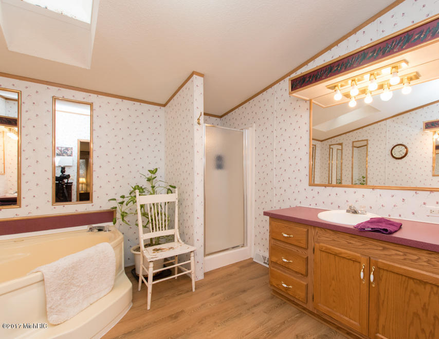 944 9th St, Plainwell, MI 49080 photo 20