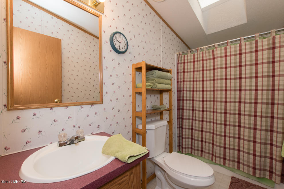 944 9th St, Plainwell, MI 49080 photo 16