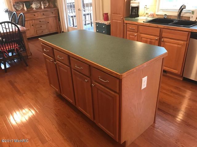 5720 Simonelli Rd, Whitehall, MI 49461 photo 8