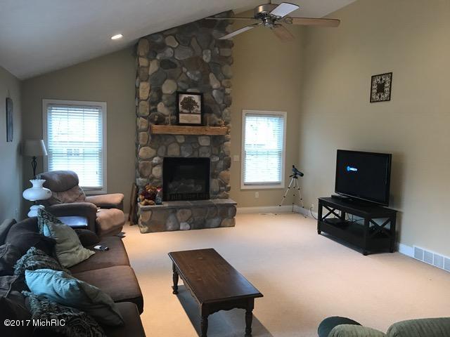 5720 Simonelli Rd, Whitehall, MI 49461 photo 14