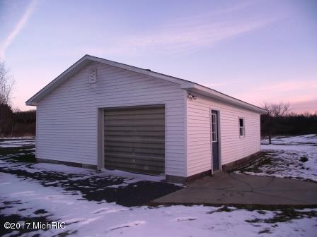 6087 E Hansen Rd, Custer, MI 49405 photo 24