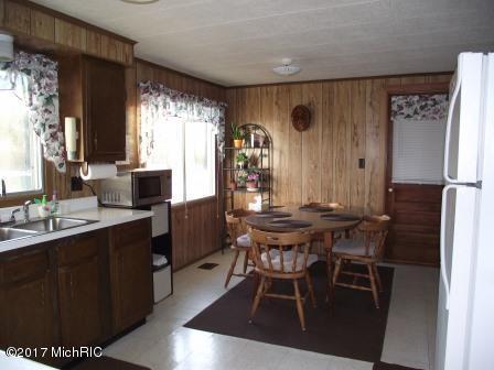 6087 E Hansen Rd, Custer, MI 49405 photo 8