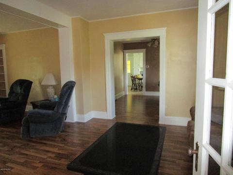 201 E Coler St, Jackson, MI 49203 photo 5