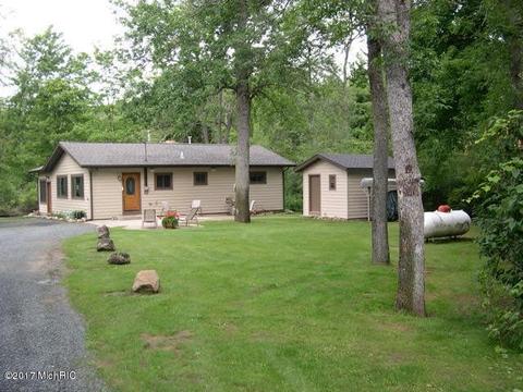 6489 S Taylor Rd, Branch, MI 49402 photo 2