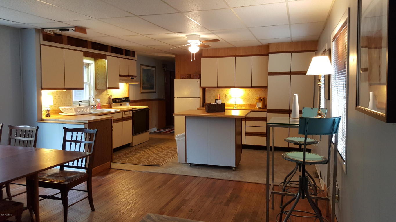 3214 S Walnut Ave, White Cloud, MI 49349 photo 15