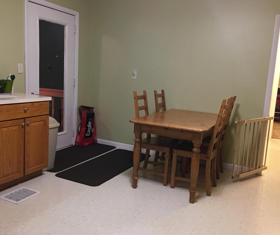 452 E Gardner St, Sparta, MI 49345 photo 7