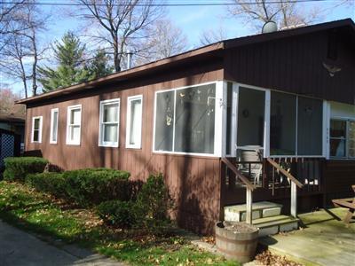 8700 E 16th, White Cloud, MI 49349 photo 5
