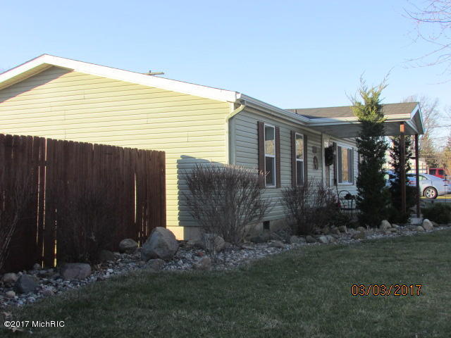 446 Block Rd, Coldwater, MI 49036 photo 4