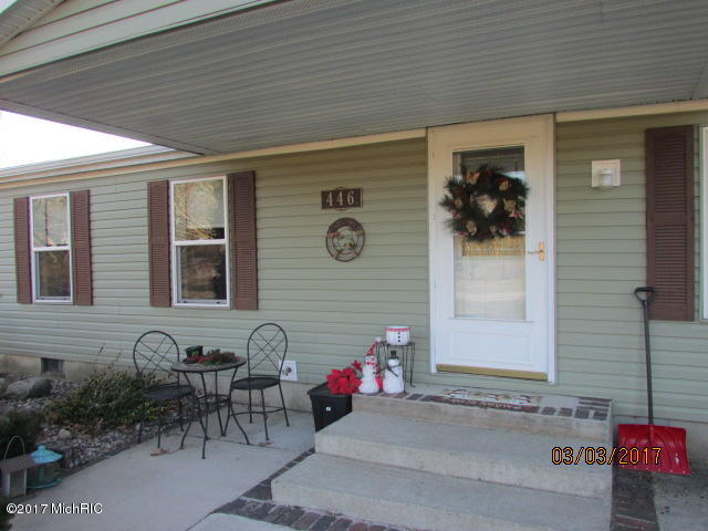 446 Block Rd, Coldwater, MI 49036 photo 2