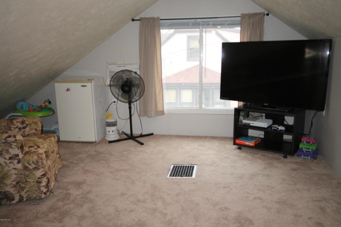 314 E Thomas, Parchment, MI 49004 photo 28