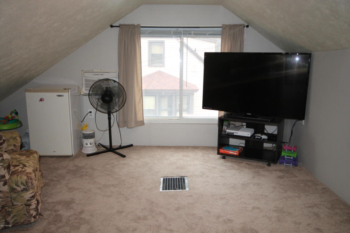 314 E Thomas, Parchment, MI 49004 photo 27