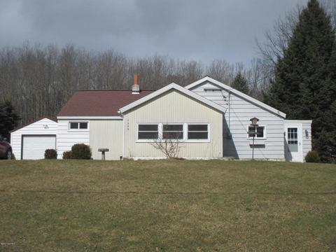 1435 E James, White Cloud, MI 49349 photo 1