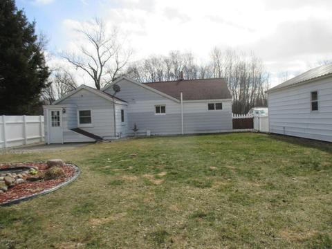 1435 E James, White Cloud, MI 49349 photo 19