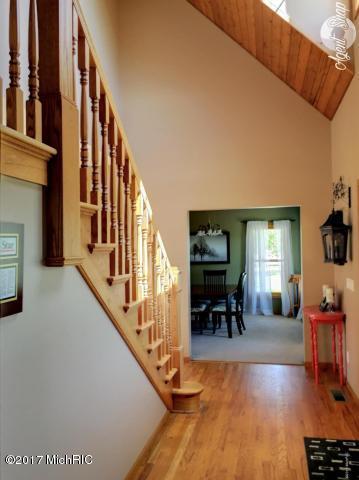 14892 Range Line Rd, Buchanan, MI 49107 photo 11
