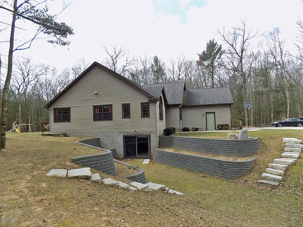 5131 W Bard Rd, Whitehall, MI 49461 photo 26