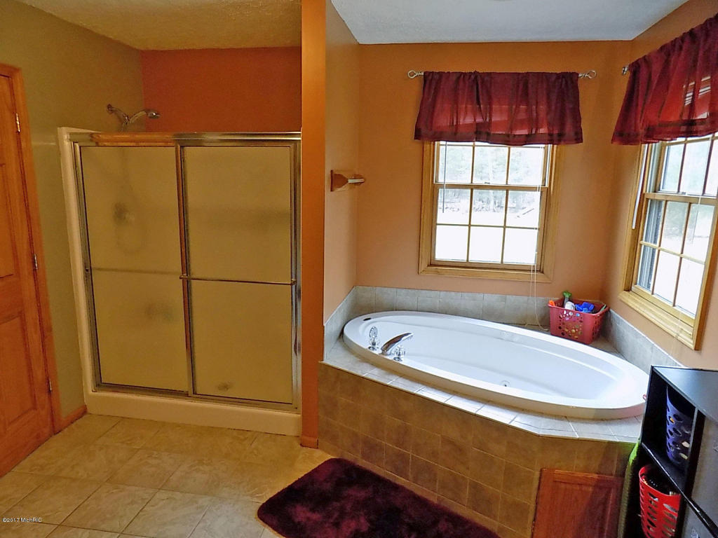 5131 W Bard Rd, Whitehall, MI 49461 photo 13