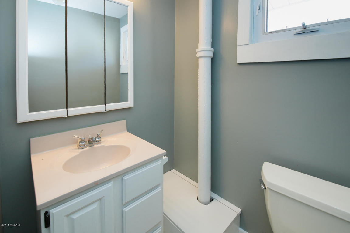 616 N Main St, Three Rivers, MI 49093 photo 21