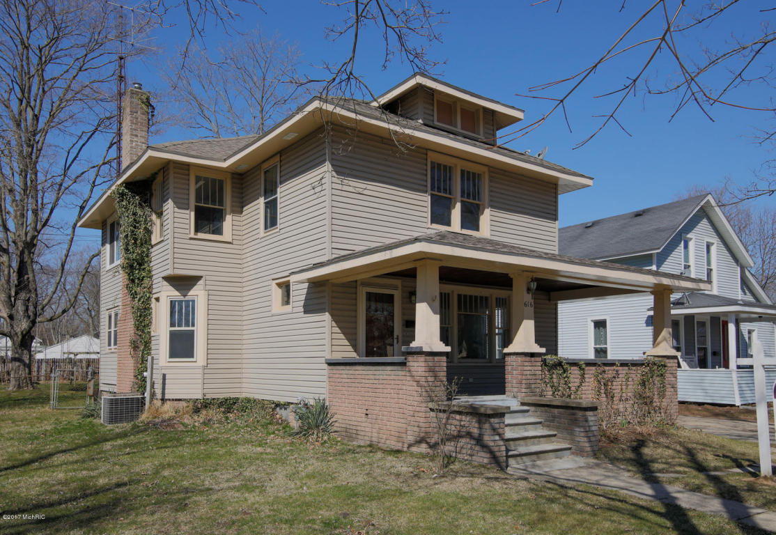 616 N Main St, Three Rivers, MI 49093 photo 1