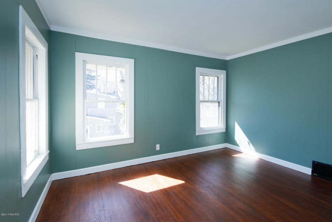 616 N Main St, Three Rivers, MI 49093 photo 16