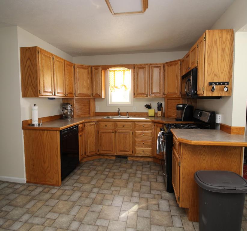 50042 Chamberlain Rd, Marcellus, MI 49067 photo 4