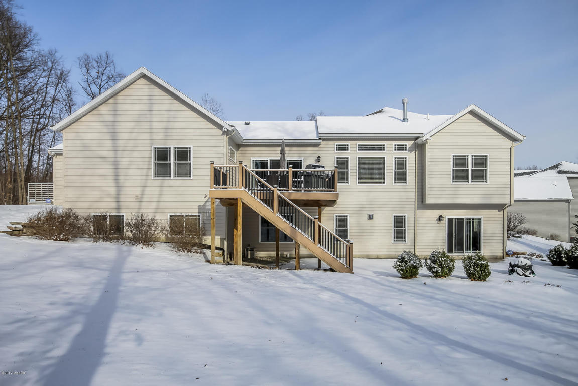 11609 Thames Ct, Lowell, MI 49331 photo 2