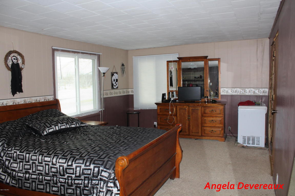 2024 W Sidney Rd, Sidney, MI 48885 photo 16
