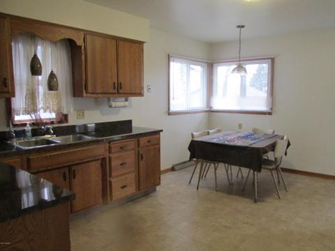 8910 E Long Lake Dr, Scotts, MI 49088 photo 6