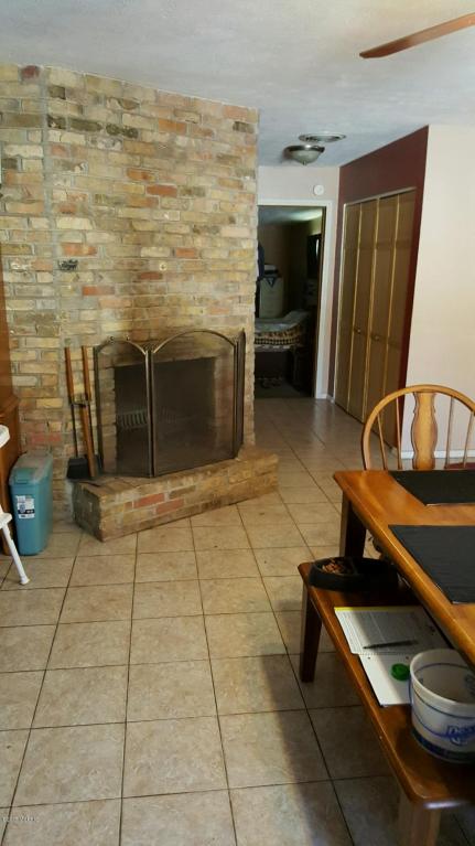 402 Floral, Belding, MI 48809 photo 6
