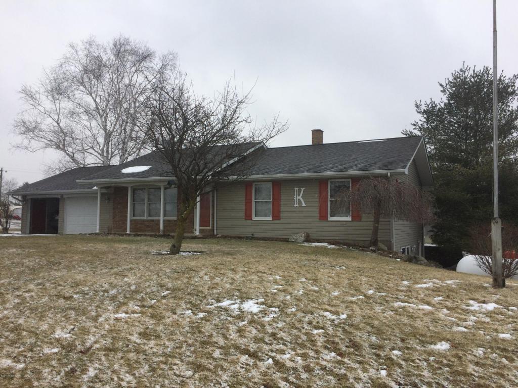 3288 Pine Grove Rd NE, Edmore, MI 48829 photo 1